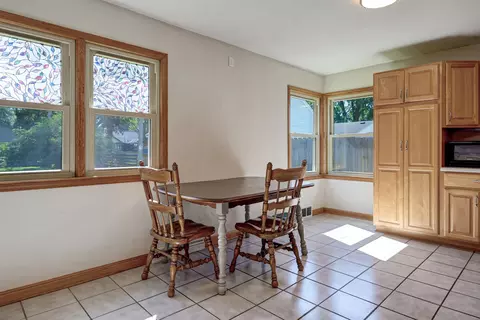 Dining - 2112 N Superior St, Appleton, WI 54911 photo 1 of 1