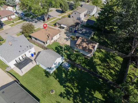 View/Area - 2112 N Superior St, Appleton, WI 54911 photo 7 of 12