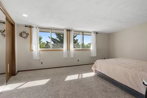 Bedroom - 4545 W Pine St, Appleton, WI 54914 photo 3 of 4