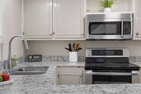 Kitchen - 4545 W Pine St, Appleton, WI 54914 photo 3 of 4