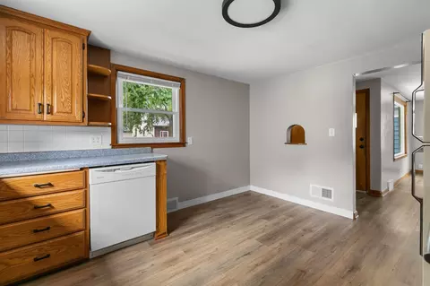 Kitchen - 1316 W Rogers Ave, Appleton, WI 54914 photo 3 of 3