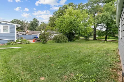 Exterior - 1316 W Rogers Ave, Appleton, WI 54914 photo 5 of 8