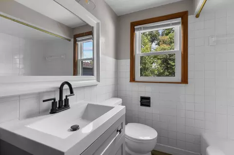 Bath - 1316 W Rogers Ave, Appleton, WI 54914 photo 1 of 2