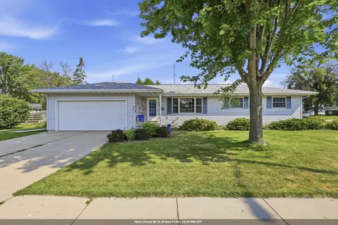 225 W Bell St, Neenah, WI 54956