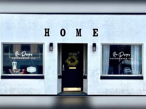 1943 Hall Ave, Marinette, WI 54143