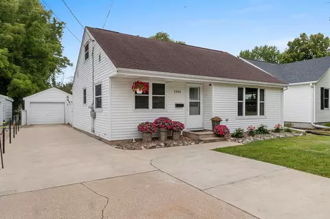 1344 Hastings St, Green Bay, WI 54301