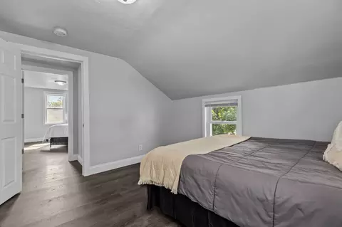 Bedroom - 402 E Harding Dr, Appleton, WI 54915 photo 2 of 6
