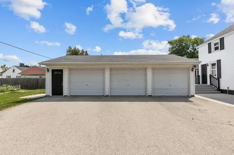 Other - 402 E Harding Dr, Appleton, WI 54915 photo 2 of 11