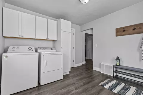 Other - 402 E Harding Dr, Appleton, WI 54915 photo 3 of 11