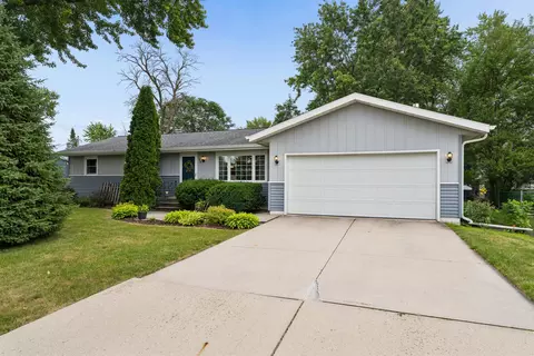 168 Maria Ln, Fond Du Lac, WI 54935