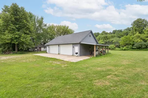 Exterior - w5102 Carney Road, Hilbert, WI 54129 photo 5 of 7