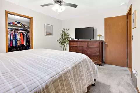 Bedroom - 731 E Harding Dr, Appleton, WI 54915 photo 2 of 5