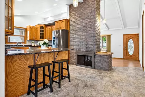 Kitchen - 731 E Harding Dr, Appleton, WI 54915 photo 2 of 5