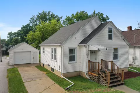 1202 12th Ave, Green Bay, WI 54304