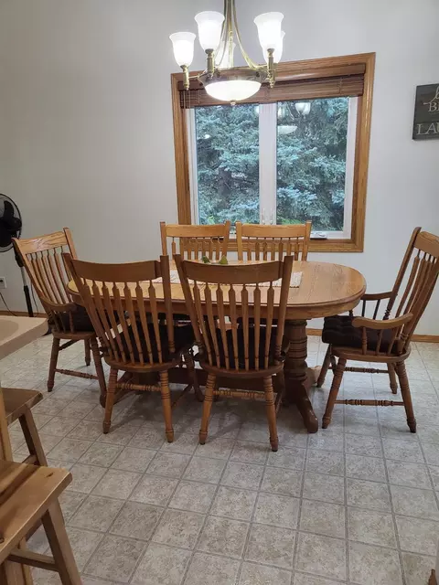 Dining - 209 Windfield Ct, Wrightstown, WI 54180 photo 2 of 2