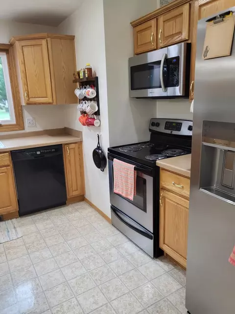 Kitchen - 209 Windfield Ct, Wrightstown, WI 54180 photo 1 of 4