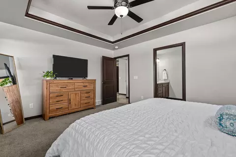 Bedroom - 2818 W Hidden Pine Dr, Appleton, WI 54913 photo 2 of 10