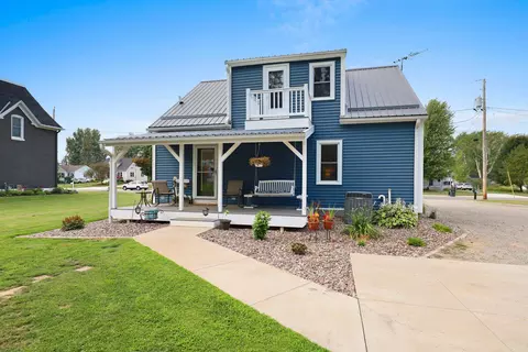 Exterior - 172 Williams St, Pulaski, WI 54162 photo 11 of 21