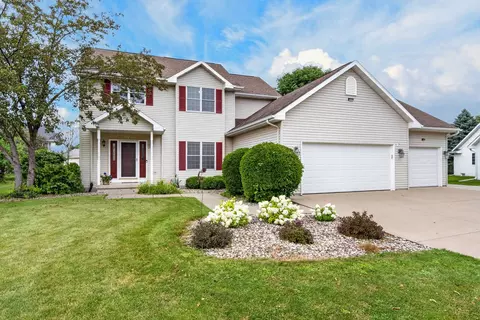 Exterior - 4718 W Chicory Ln, Appleton, WI 54914 photo 10 of 18