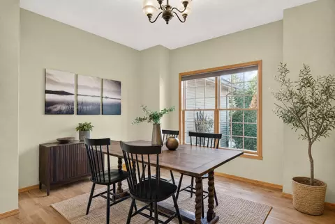 Dining - 4718 W Chicory Ln, Appleton, WI 54914 photo 2 of 4