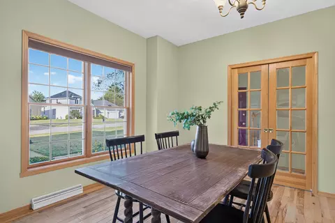 Dining - 4718 W Chicory Ln, Appleton, WI 54914 photo 4 of 4