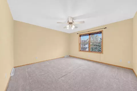Bedroom - 4718 W Chicory Ln, Appleton, WI 54914 photo 4 of 12