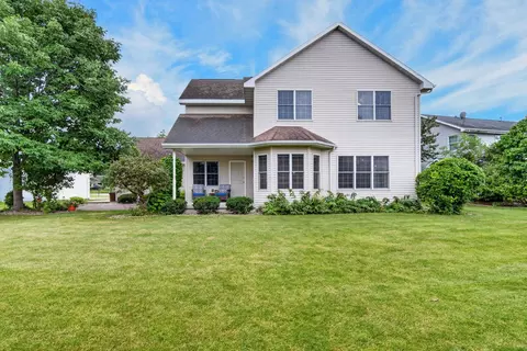 Exterior - 4718 W Chicory Ln, Appleton, WI 54914 photo 16 of 18