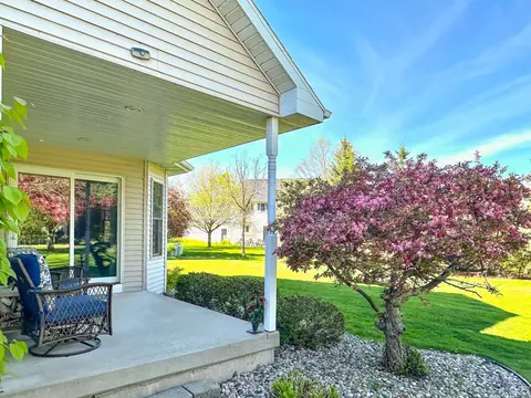Exterior - 4718 W Chicory Ln, Appleton, WI 54914 photo 12 of 18