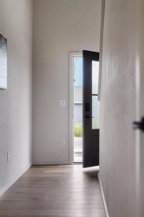 Entry Way - 3600 E Golden Gate Dr, Appleton, WI 54913 photo 3 of 6