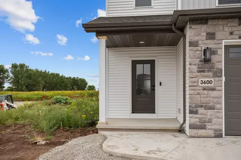 Exterior - 3600 E Golden Gate Dr, Appleton, WI 54913 photo 4 of 4