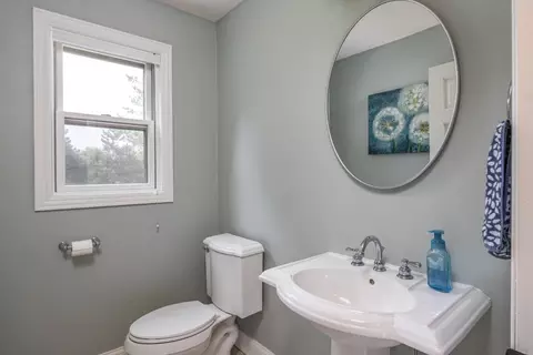 Bath - n4326 Red Leaf Drive, Appleton, WI 54913 photo 4 of 6