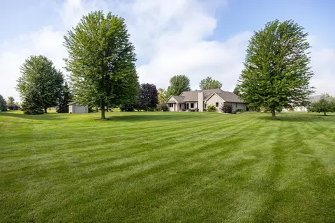 Exterior - n4326 Red Leaf Drive, Appleton, WI 54913 photo 12 of 17