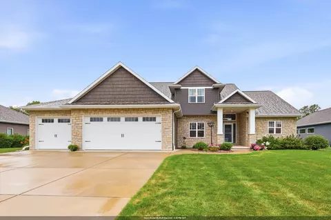 2259 Mahogany Trl, De Pere, WI 54115