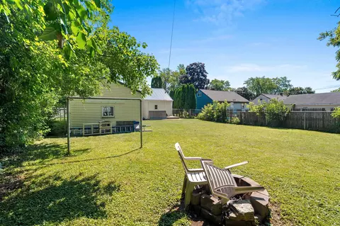 Exterior - 1519 N Wayne St, Appleton, WI 54911 photo 11 of 11