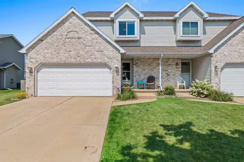 1258 Franco Ct, De Pere, WI 54115