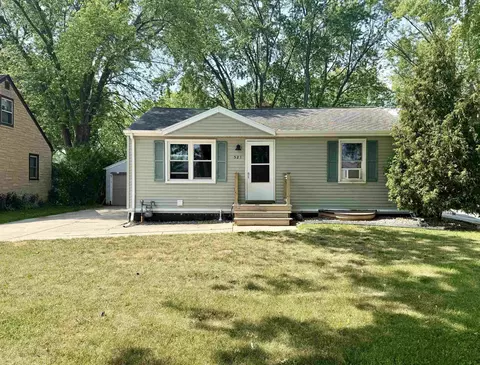 521 Cottage Grove Ave, Green Bay, WI 54304
