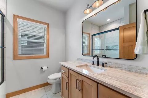Bath - 4049 Brussels Way, Howard, WI 54313 photo 6 of 10
