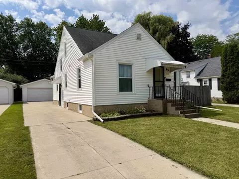 352 E 11th St, Fond Du Lac, WI 54935