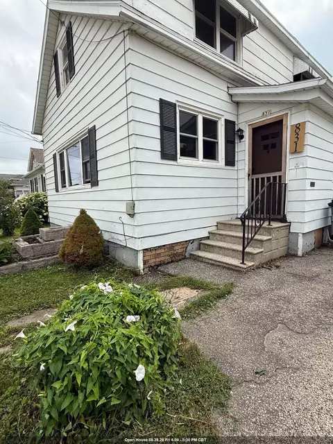 831 Winnebago Ave, Oshkosh, WI 54901