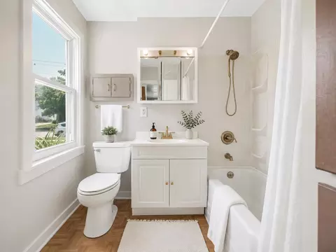 Bath - 1230 E Fremont St, Appleton, WI 54915 photo 2 of 2