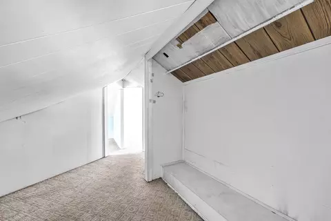 Entry Way - 1230 E Fremont St, Appleton, WI 54915 photo 1 of 1