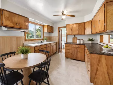 Kitchen - 1230 E Fremont St, Appleton, WI 54915 photo 2 of 5