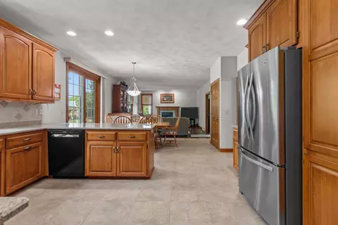 Kitchen - 224 E Carrington Ln, Appleton, WI 54913 photo 4 of 4