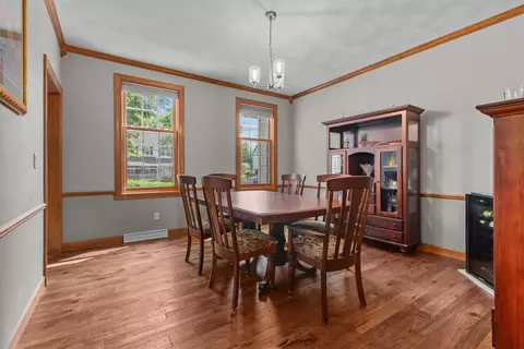 Dining - 224 E Carrington Ln, Appleton, WI 54913 photo 2 of 5
