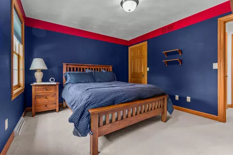 Bedroom - 224 E Carrington Ln, Appleton, WI 54913 photo 4 of 6