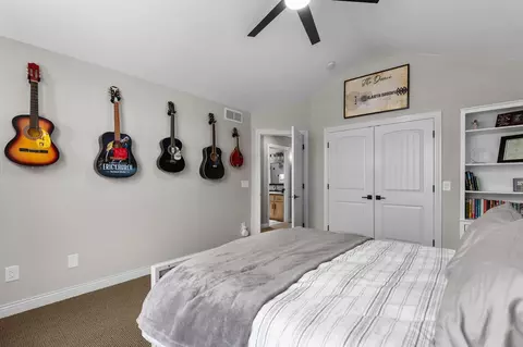 Bedroom - 4807 N Fuji Dr, Appleton, WI 54913 photo 4 of 7