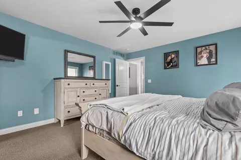 Bedroom - 4807 N Fuji Dr, Appleton, WI 54913 photo 2 of 7