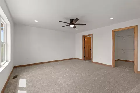 Bedroom - 1232 S Kensington Dr, Appleton, WI 54915 photo 2 of 7