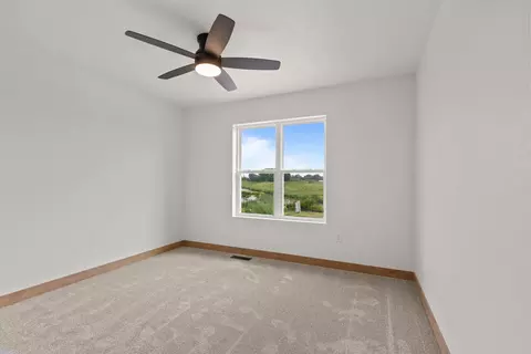 Bedroom - 1232 S Kensington Dr, Appleton, WI 54915 photo 4 of 7