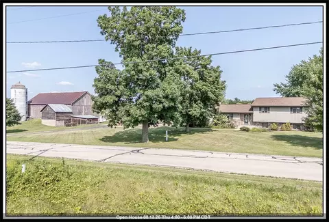 n3212 Bean City Road, New London, WI 54961